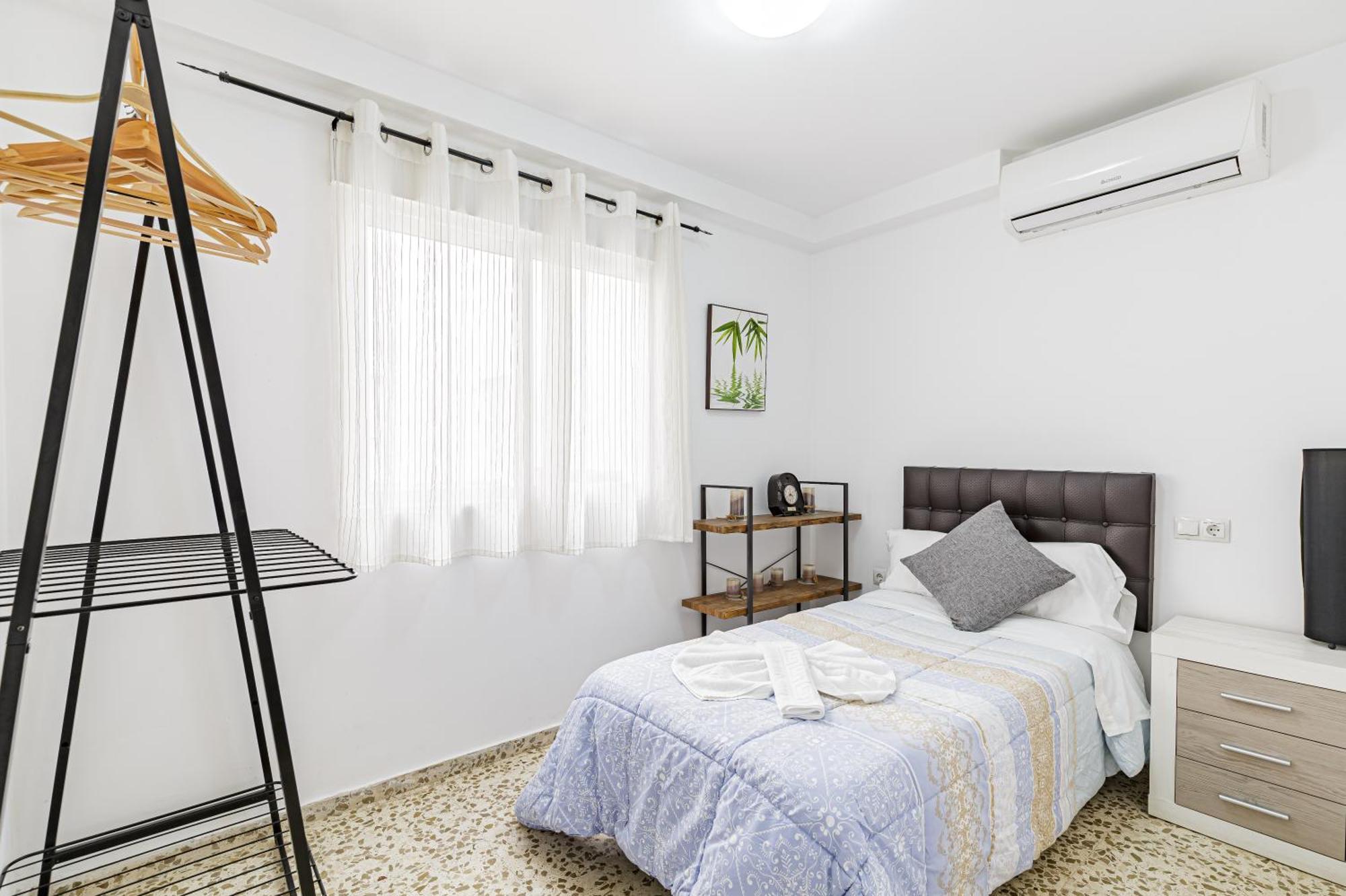 Апартаменты Piso Amplio Cerca Del Centro De Malaga Capital Экстерьер фото